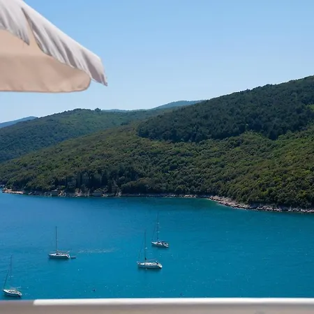 Appartement App With Beautiful Sea View,ac,wifi 229 *