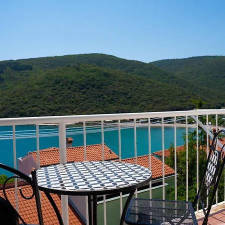 App With Beautiful Sea View,ac,wifi 229 Appartement