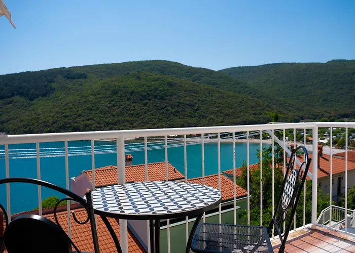 App With Beautiful Sea View,ac,wifi 229 Appartement